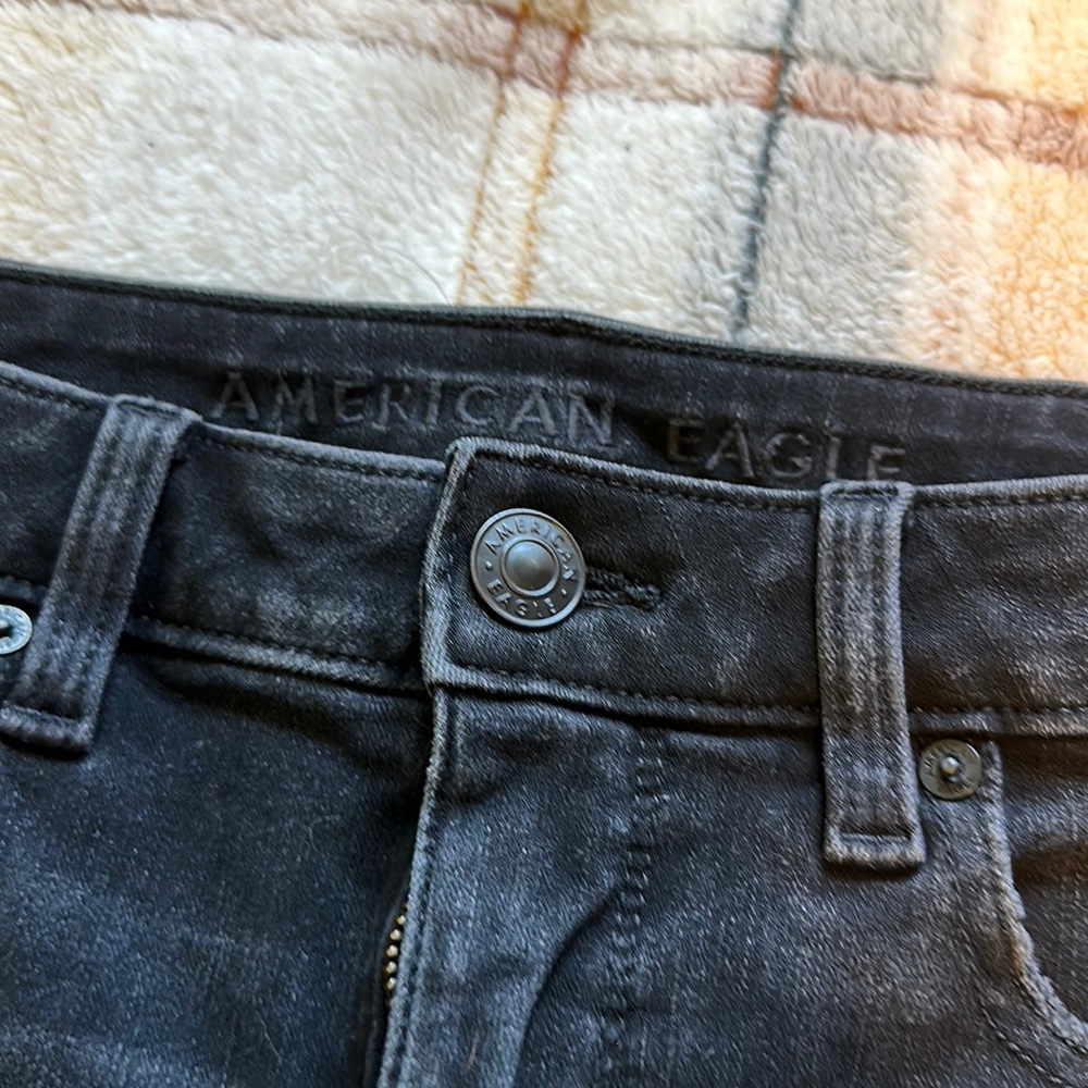 American Eagle High Rise Shorts - Picture 3 of 8